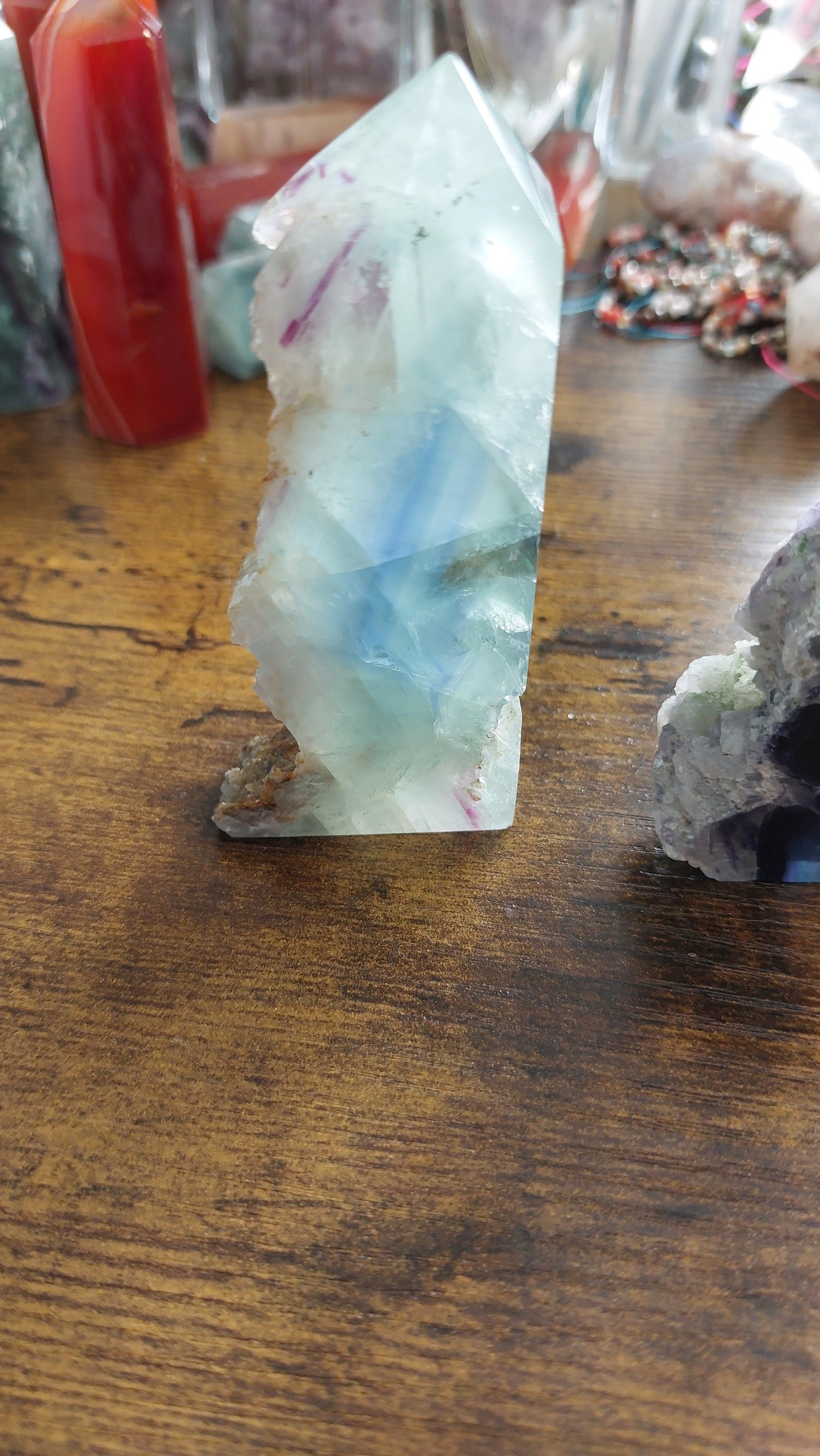 Fluorite pointed form