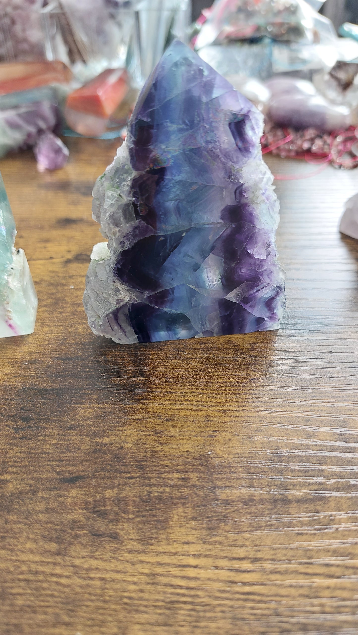 Fluorite pointed form